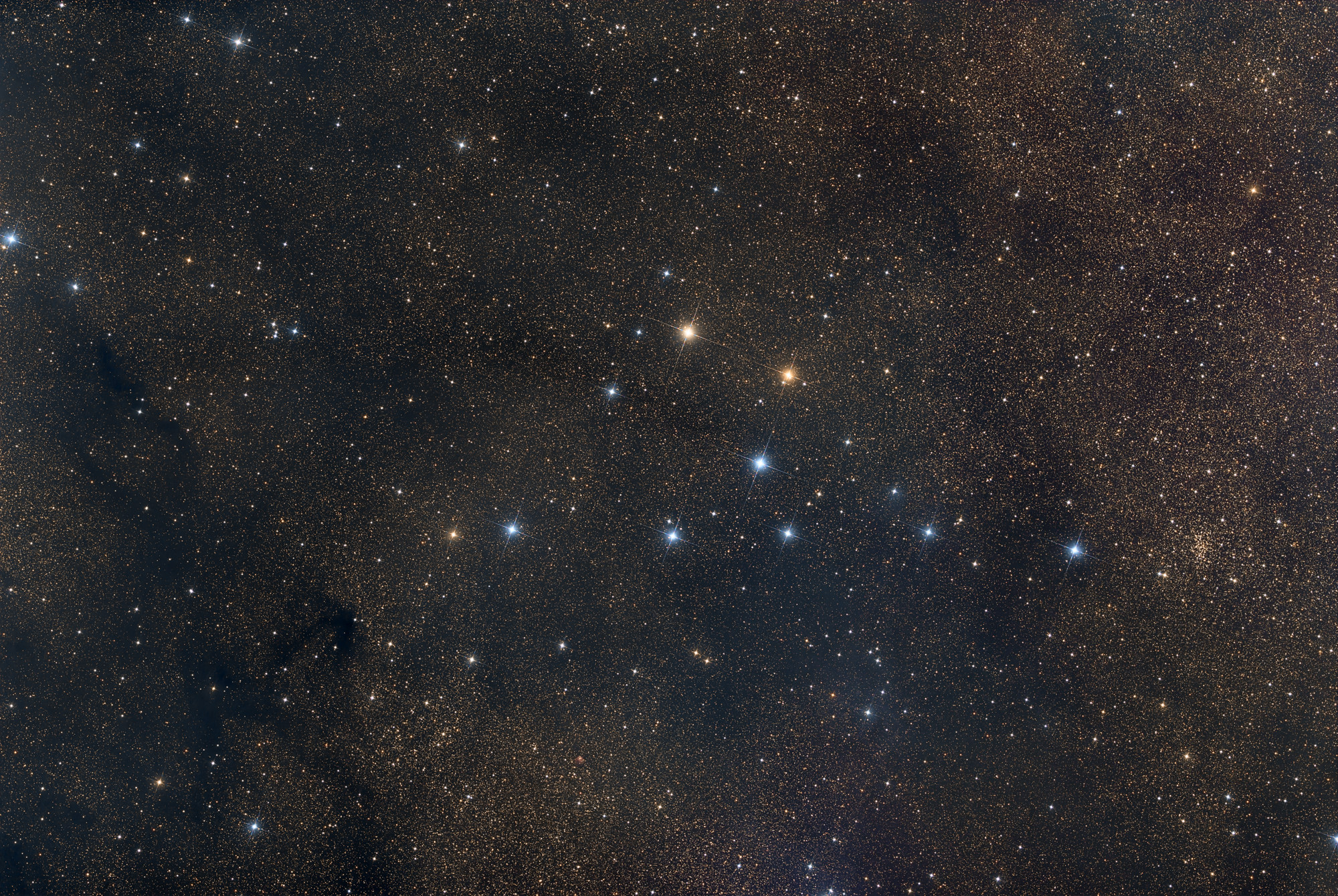 Collinder 399, Brocchis Haufen oder auch Kleiderbügelhaufen ist ein Asterismus im Sternbild Fuchs am Nordsternhimmel.